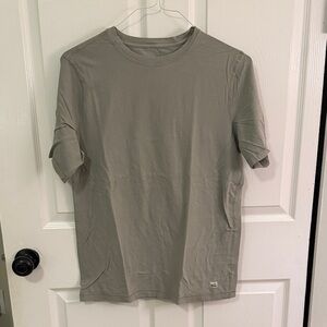 Vuori Men's Short Sleeve Tee in Sage Green